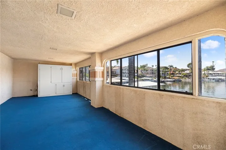 21818 Strawberry Lane, Canyon Lake, California 92587