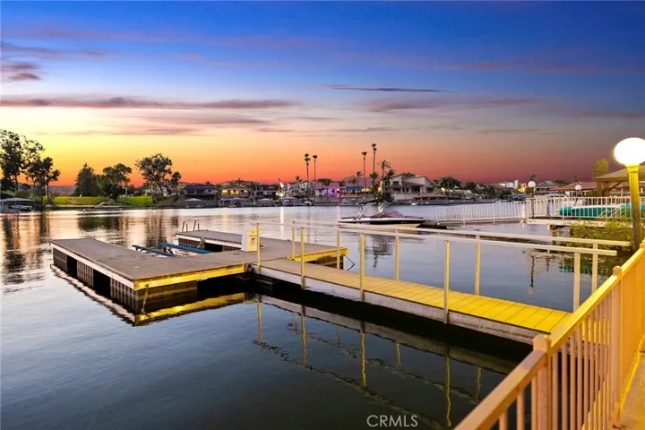 21818 Strawberry Lane, Canyon Lake, California 92587