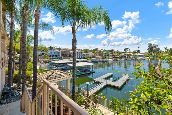 21818 Strawberry Lane, Canyon Lake, California 92587