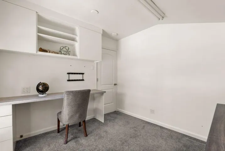 Bonus Private Office ~100sf not included in 1,517 sf