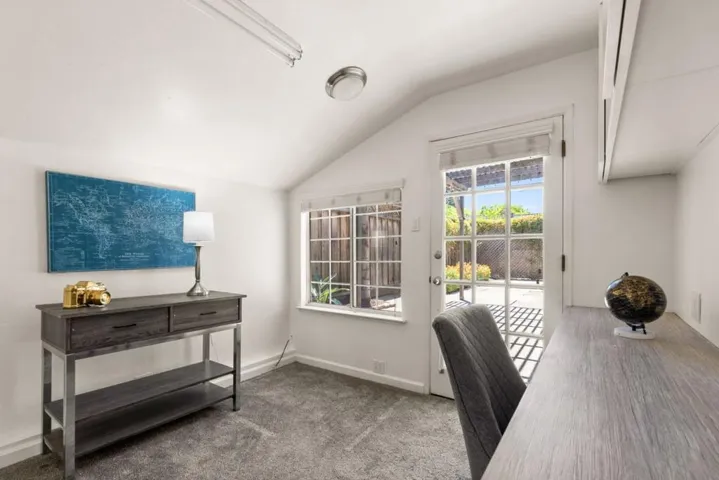 Bonus Private Office ~100sf not included in 1,517 sf