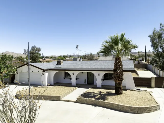 58165 Arcadia Trail, Yucca Valley, California 92284