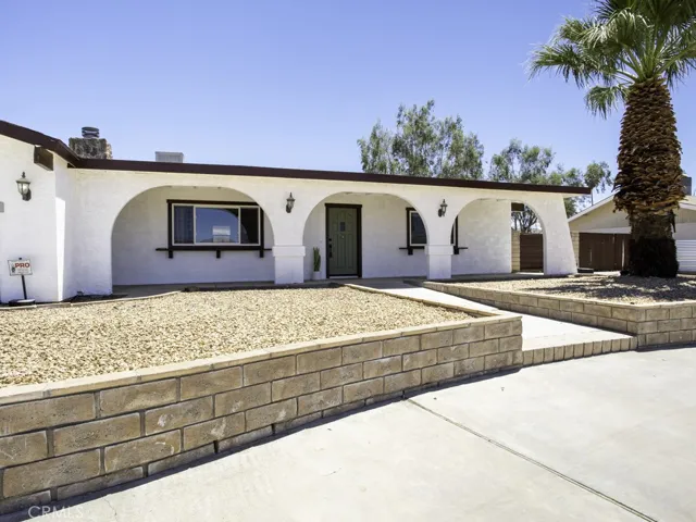 58165 Arcadia Trail, Yucca Valley, California 92284