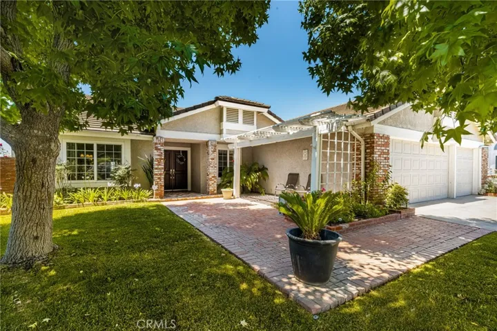21430 Via Del Parque, Yorba Linda, California 92887