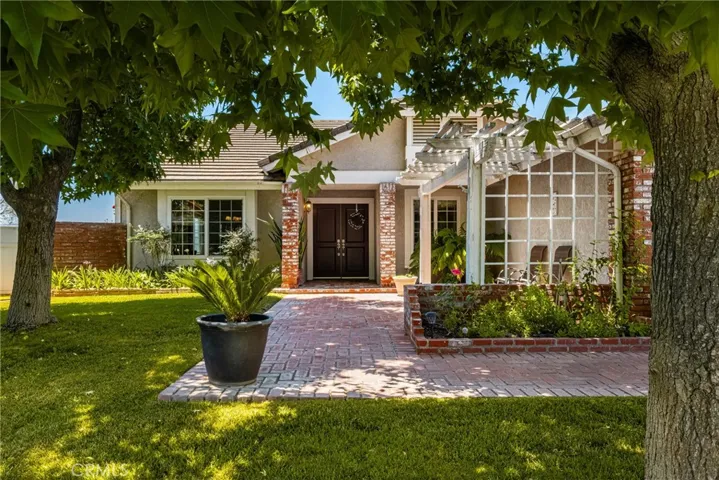 21430 Via Del Parque, Yorba Linda, California 92887