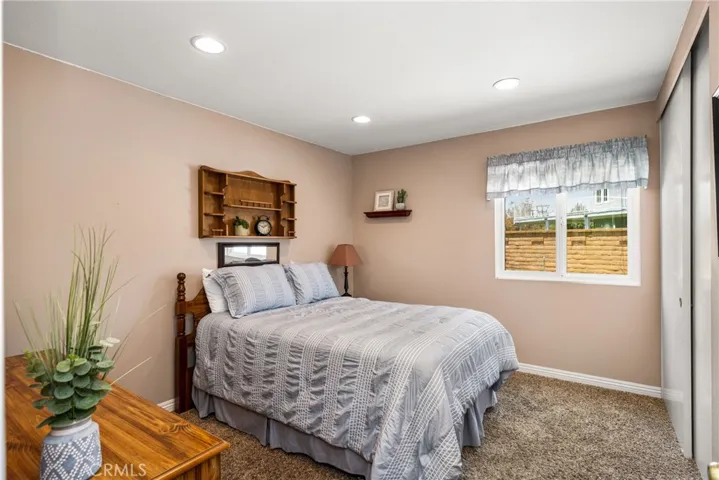 Secondary bedroom