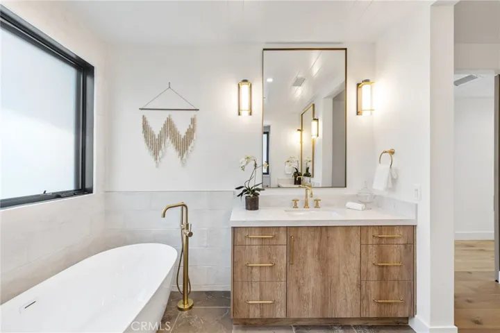 746 29th Street, Manhattan Beach, California 90266