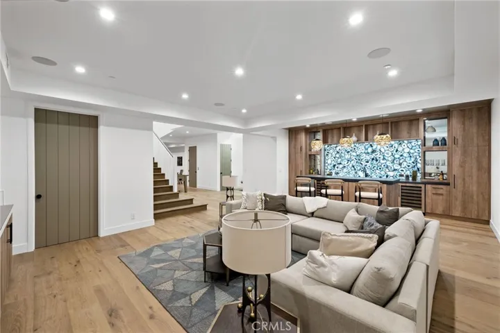 746 29th Street, Manhattan Beach, California 90266