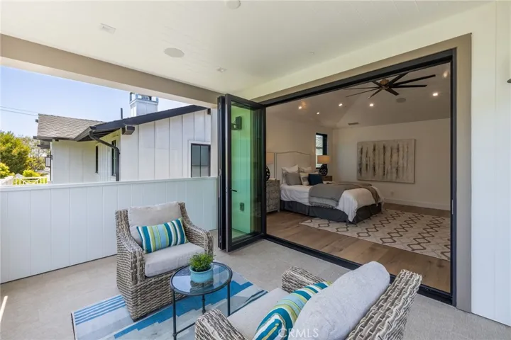 746 29th Street, Manhattan Beach, California 90266