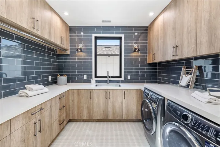 746 29th Street, Manhattan Beach, California 90266