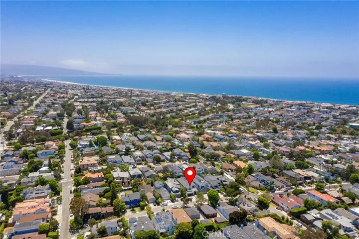 746 29th Street, Manhattan Beach, California 90266