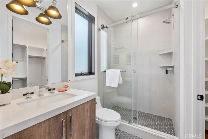 746 29th Street, Manhattan Beach, California 90266