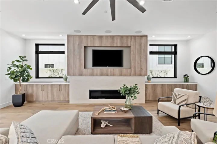 746 29th Street, Manhattan Beach, California 90266