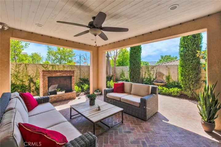 125 Bumblebee, Irvine, California 92618