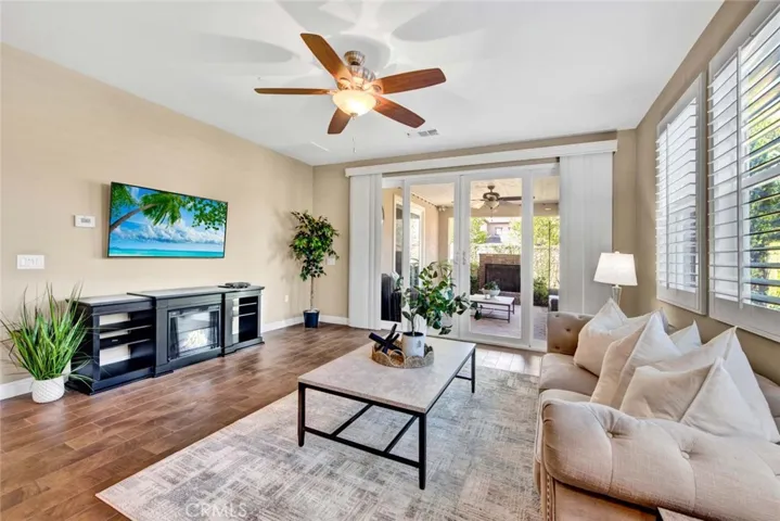 125 Bumblebee, Irvine, California 92618