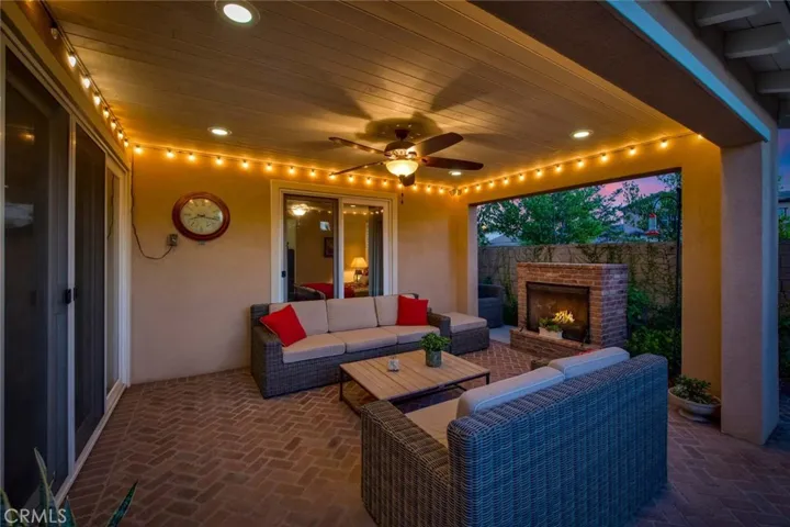 125 Bumblebee, Irvine, California 92618