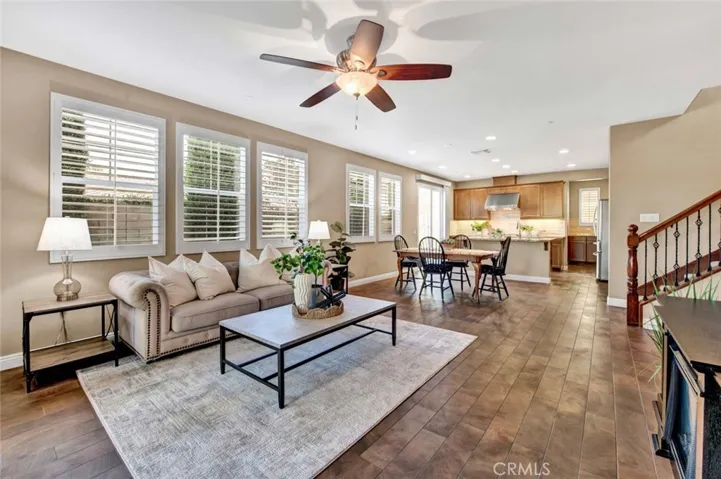 125 Bumblebee, Irvine, California 92618