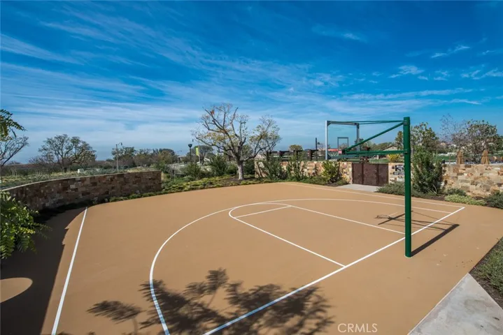 125 Bumblebee, Irvine, California 92618