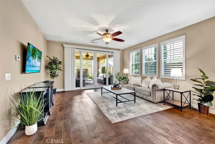 125 Bumblebee, Irvine, California 92618