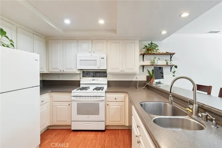 102 E Via Vaquero, San Dimas, California 91773