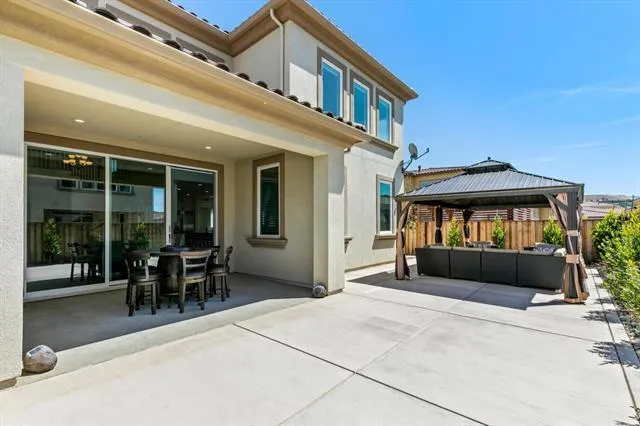1945 Via Tolentino, Morgan Hill, California 95037