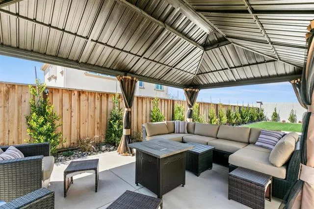 1945 Via Tolentino, Morgan Hill, California 95037