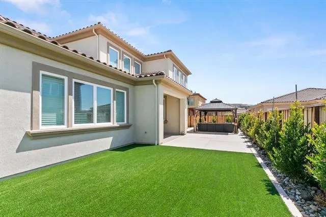 1945 Via Tolentino, Morgan Hill, California 95037