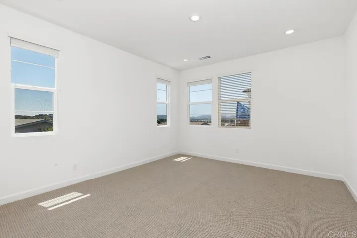 1207 Sunrise View 105, San Marcos, California 92078