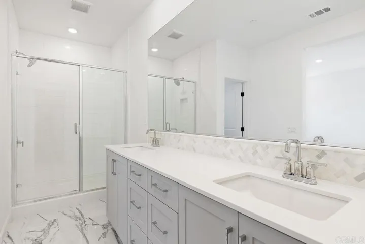 1207 Sunrise View 105, San Marcos, California 92078