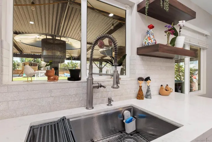 643 Mcdonald Ln, Escondido, California 92025