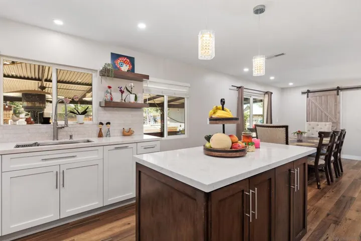 643 Mcdonald Ln, Escondido, California 92025