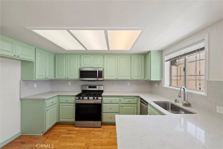 234 N Irena Avenue 5, Redondo Beach, California 90277