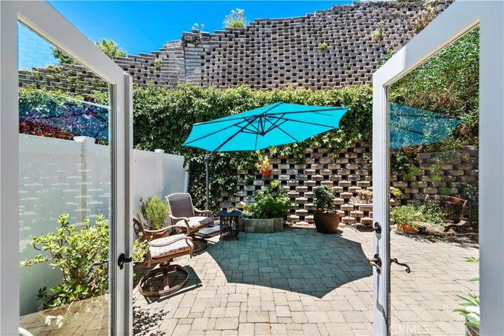 50 La Costa Court, Laguna Beach, California 92651