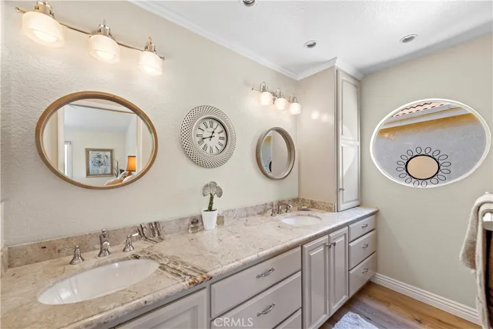 50 La Costa Court, Laguna Beach, California 92651