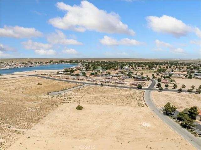 North Lake is on your left in this photo.