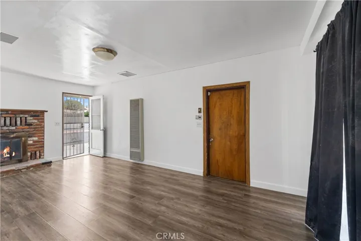 1002 W Avenue J9, Lancaster, California 93534