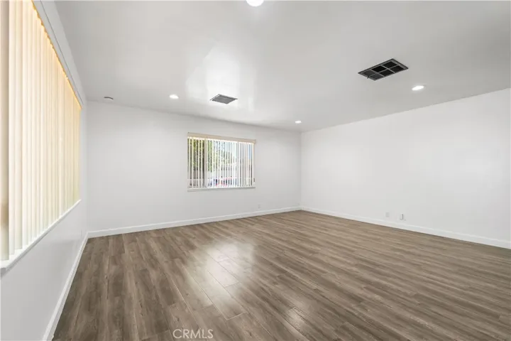1002 W Avenue J9, Lancaster, California 93534