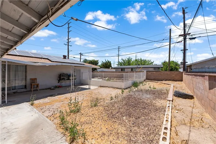 1002 W Avenue J9, Lancaster, California 93534