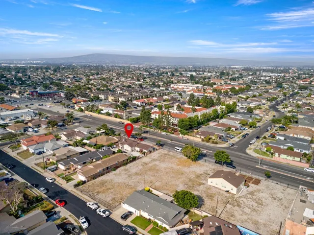 22118 Avalon Boulevard, Carson, California 90745