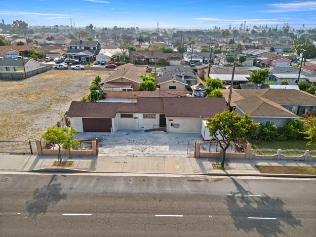 22118 Avalon Boulevard, Carson, California 90745