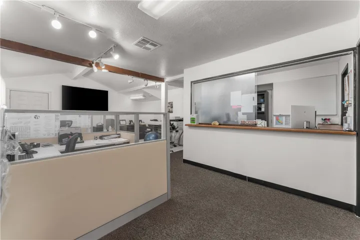 22118 Avalon Boulevard, Carson, California 90745