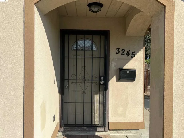 4061 32nd St, Sacramento, California 95820