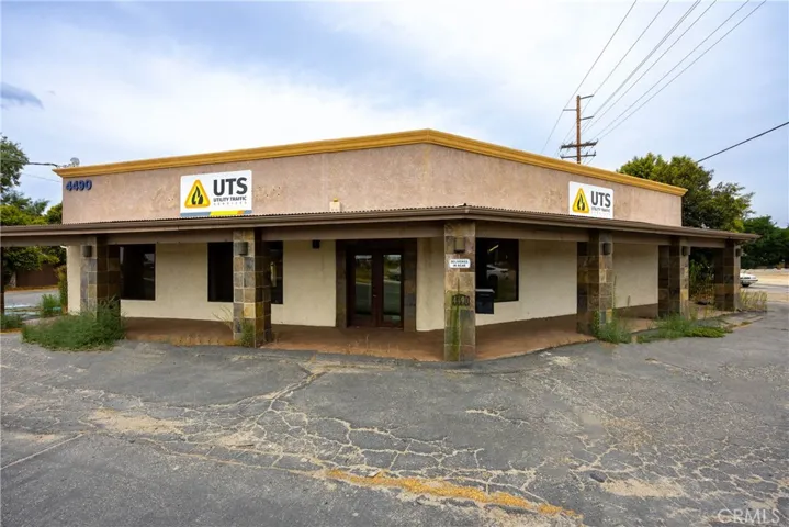 4490 E Florida Avenue, Hemet, California 92544
