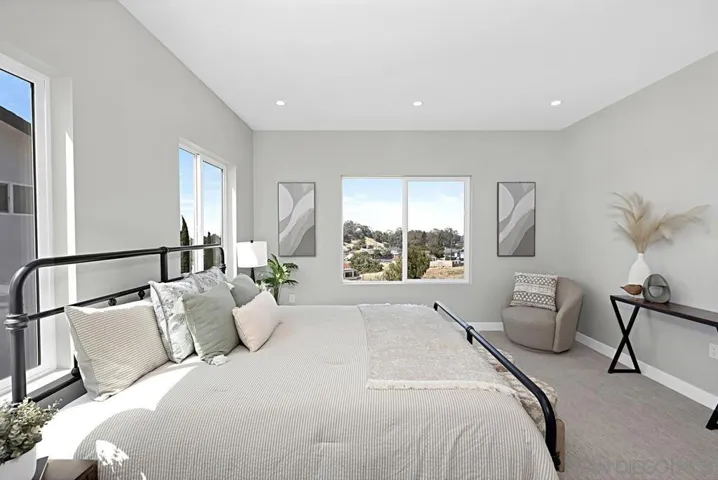 212 S 66th Street, San Diego, California 92114