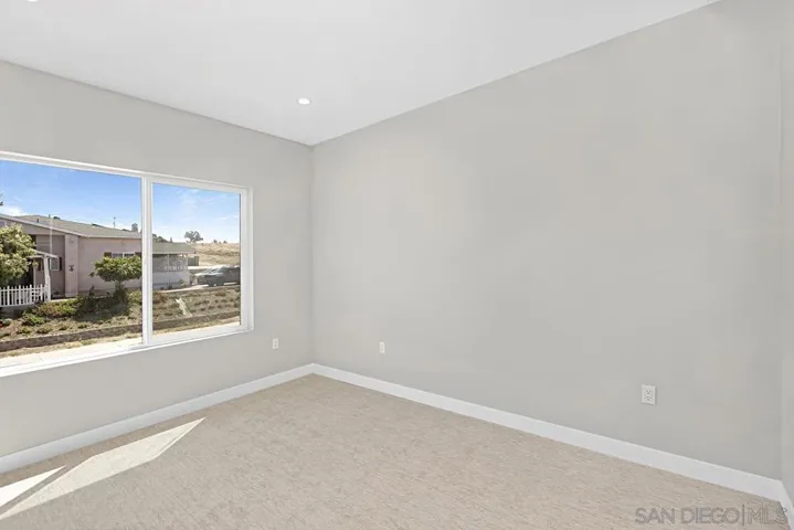 212 S 66th Street, San Diego, California 92114