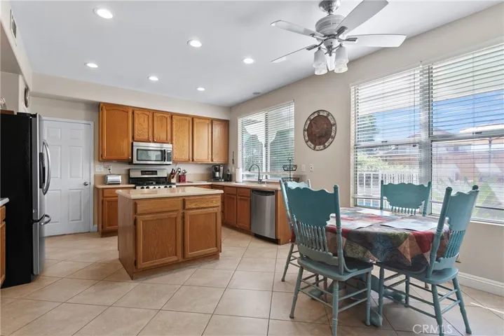 41594 Magnolia Street, Murrieta, California 92562