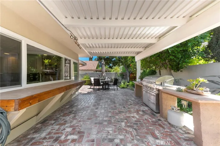 2120 Waterby Street, Westlake Village, California 91361