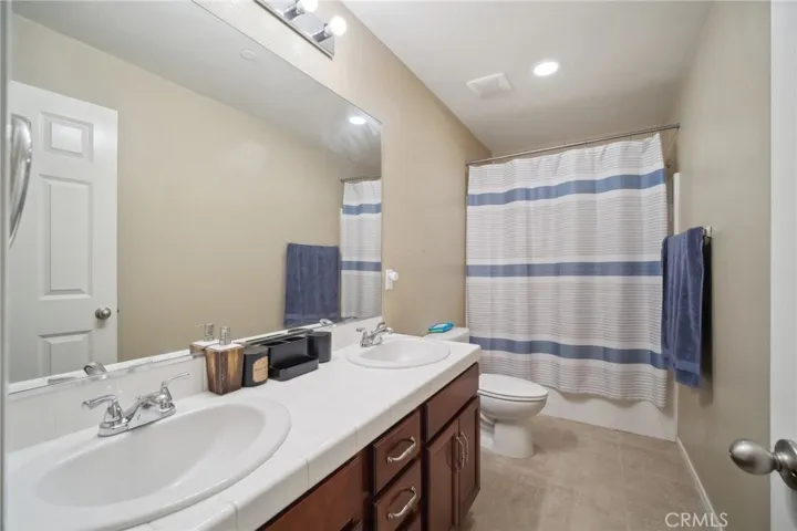 42503 71st Street W, Lancaster, California 93536