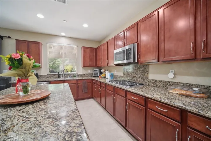 42503 71st Street W, Lancaster, California 93536
