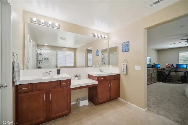 42503 71st Street W, Lancaster, California 93536